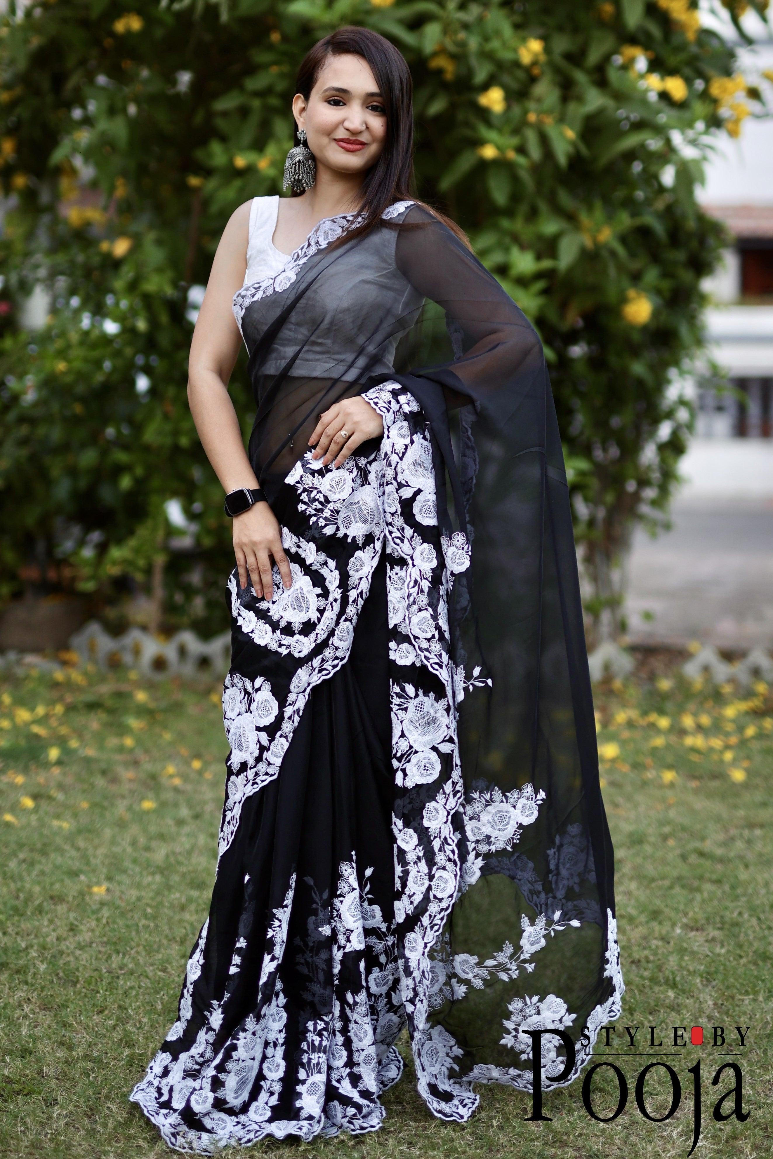 Buy Black Sarees for Women by Masaba Online | Ajio.com